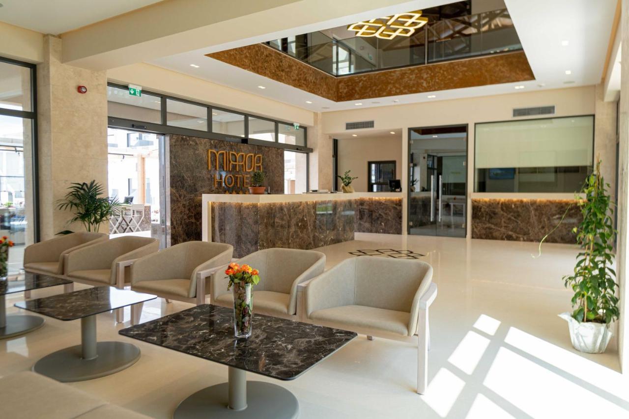 Mirror Hotel Polychrono Luaran gambar